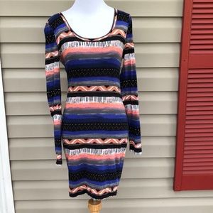 Hurley women’s long sleeve knit multi print dress